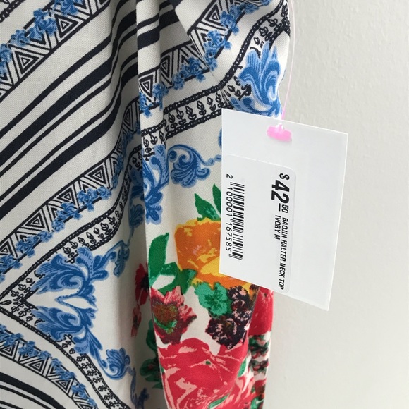 Adorable Paper Dolls halter neck top - Picture 2 of 8